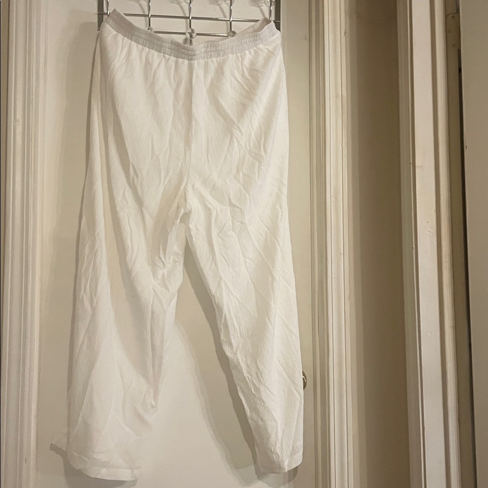 NWT Nina Parker white Wide Leg available in Red also (separately ) - Picture 3 of 14